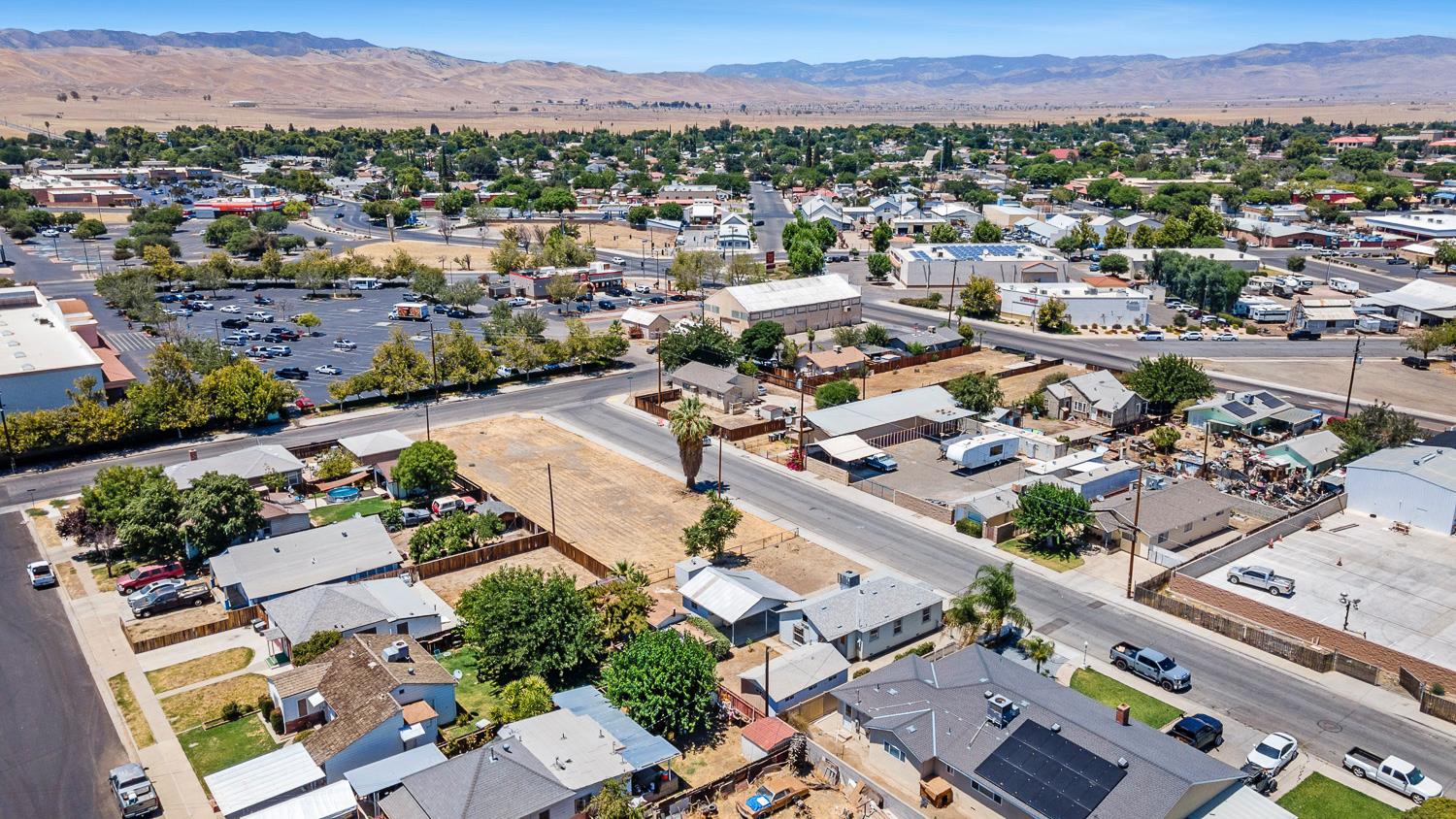 246 E Valley St, Coalinga, CA 93210