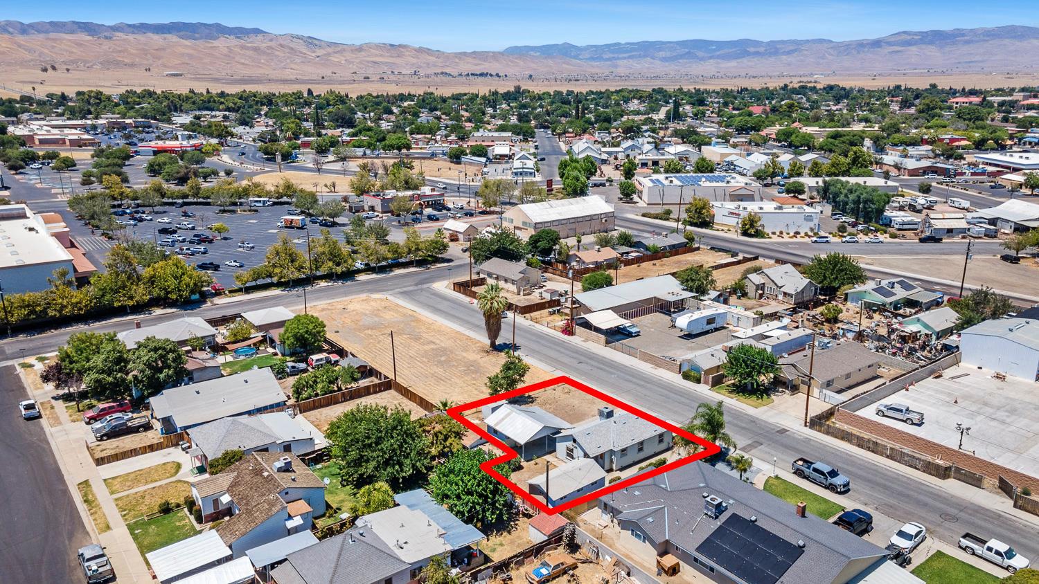 246 E Valley St, Coalinga, CA 93210