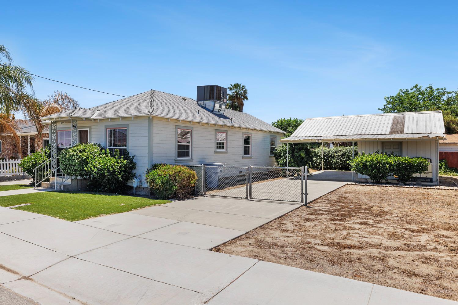 246 E Valley St, Coalinga, CA 93210
