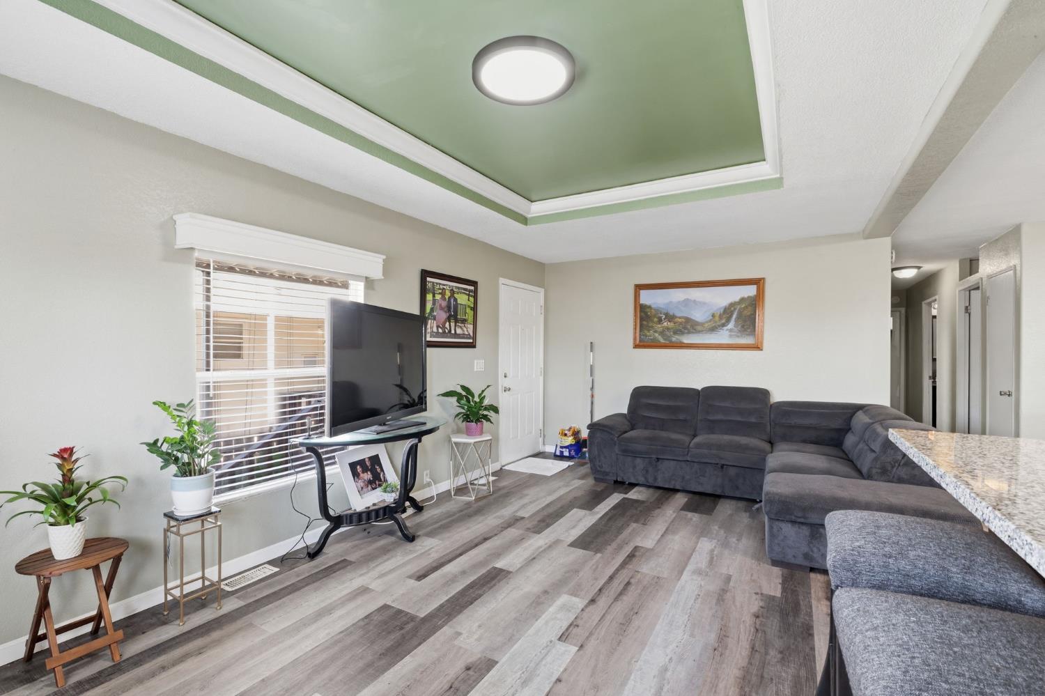 900 Rankin Ave, Tulare, CA 93274