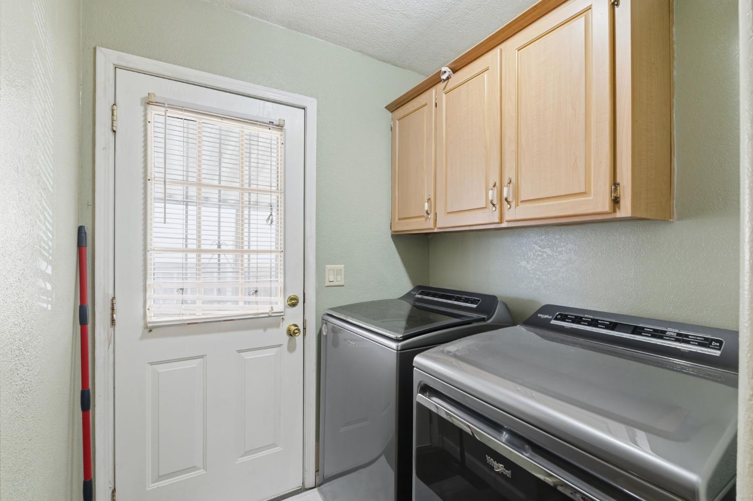 900 Rankin Ave, Tulare, CA 93274