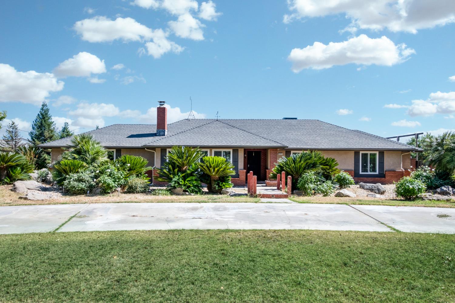 6503 W Rialto Ave, Fresno, CA 93723