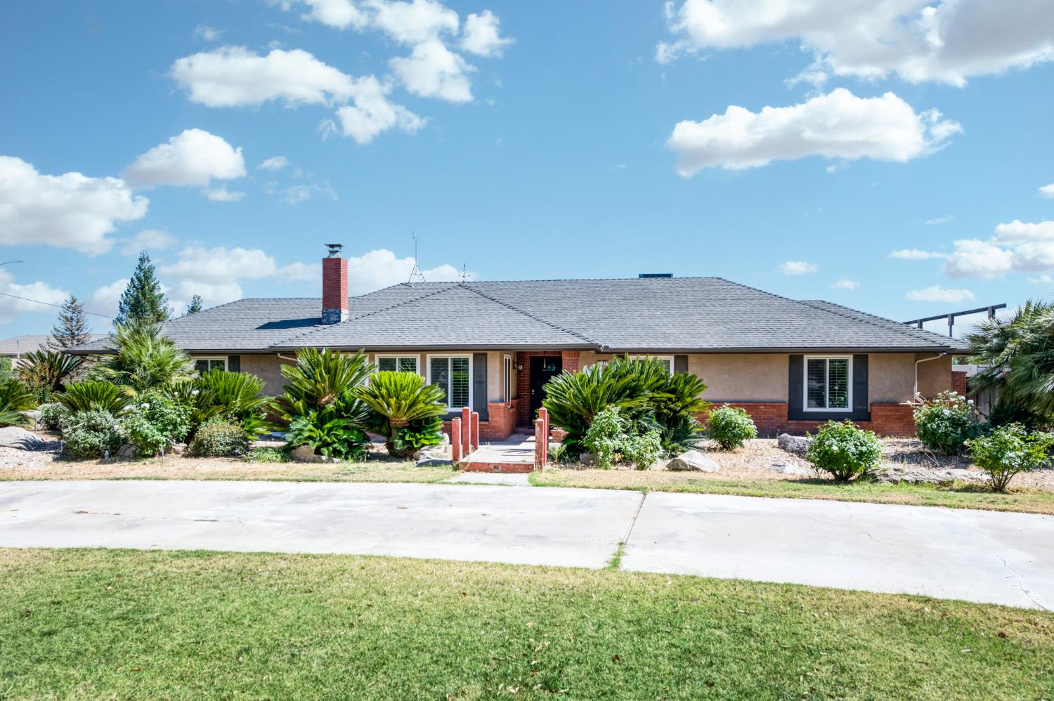 6503 W Rialto Ave, Fresno, CA 93723