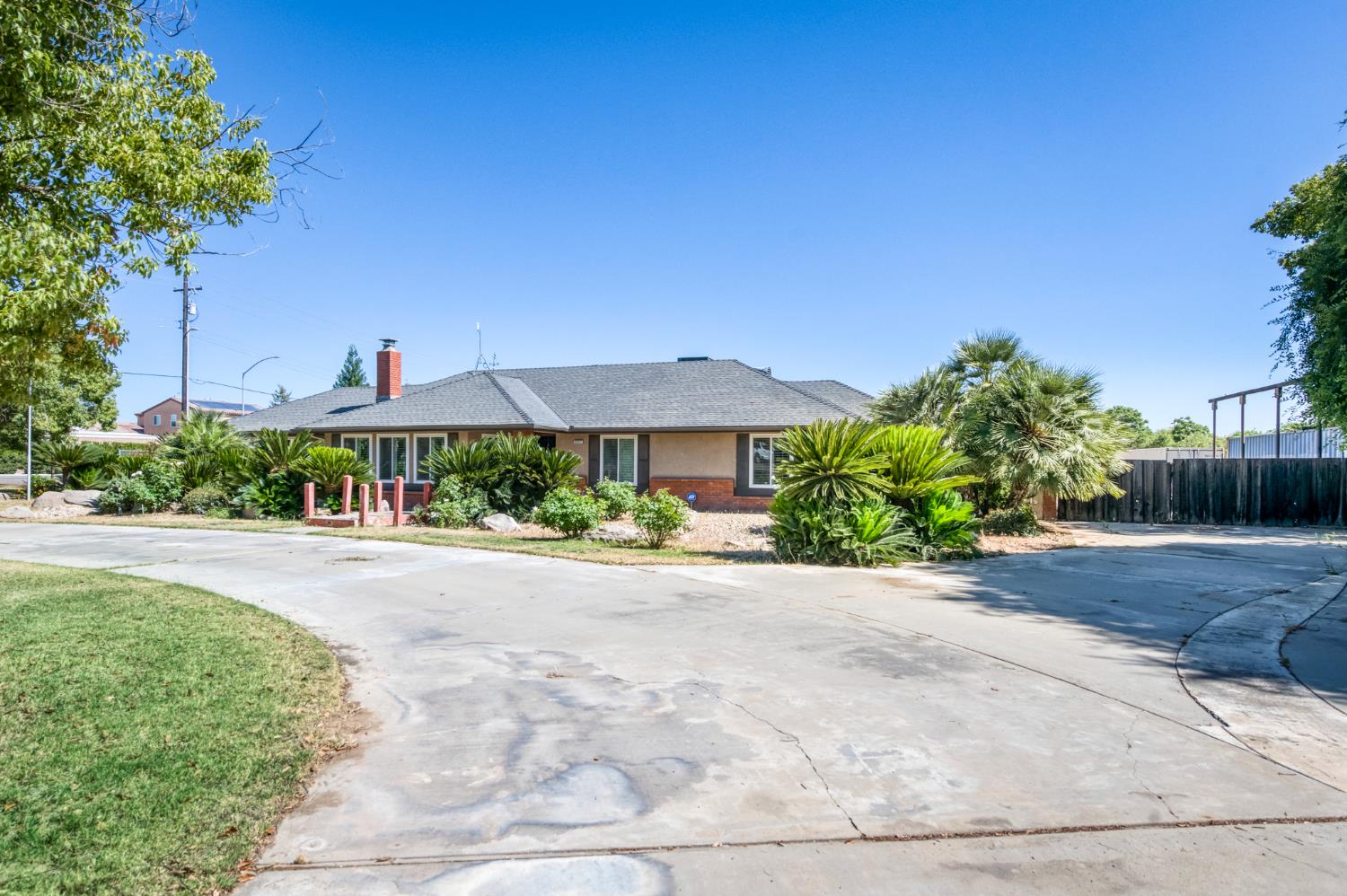 6503 W Rialto Ave, Fresno, CA 93723