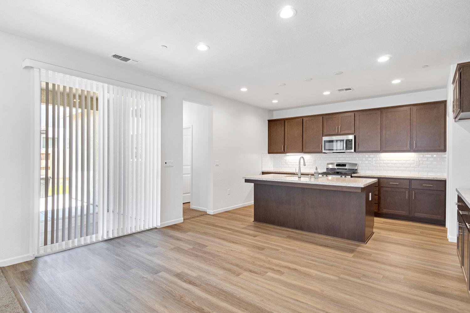770 S Argyle Ave, Fowler, CA 93625