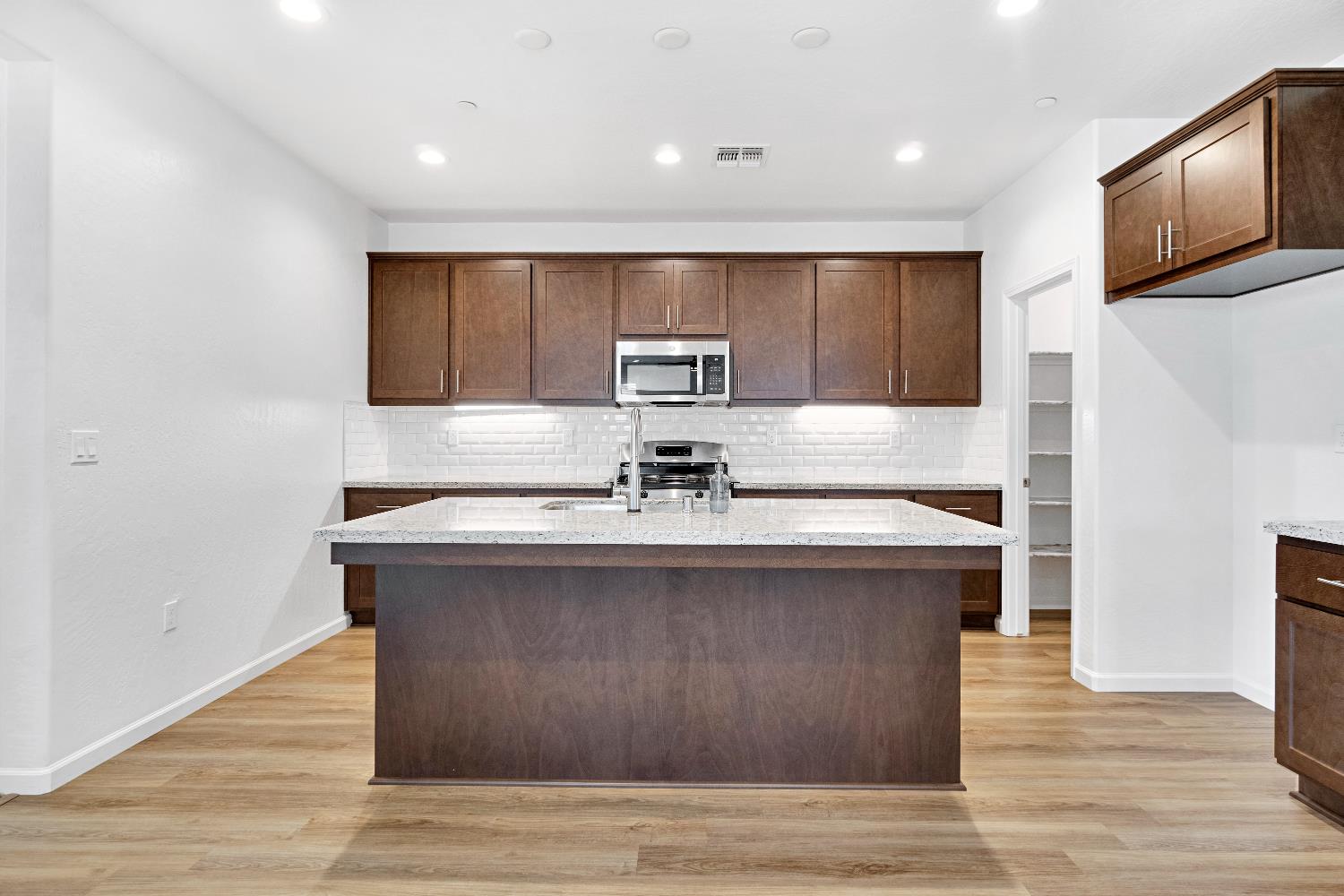 770 S Argyle Ave, Fowler, CA 93625