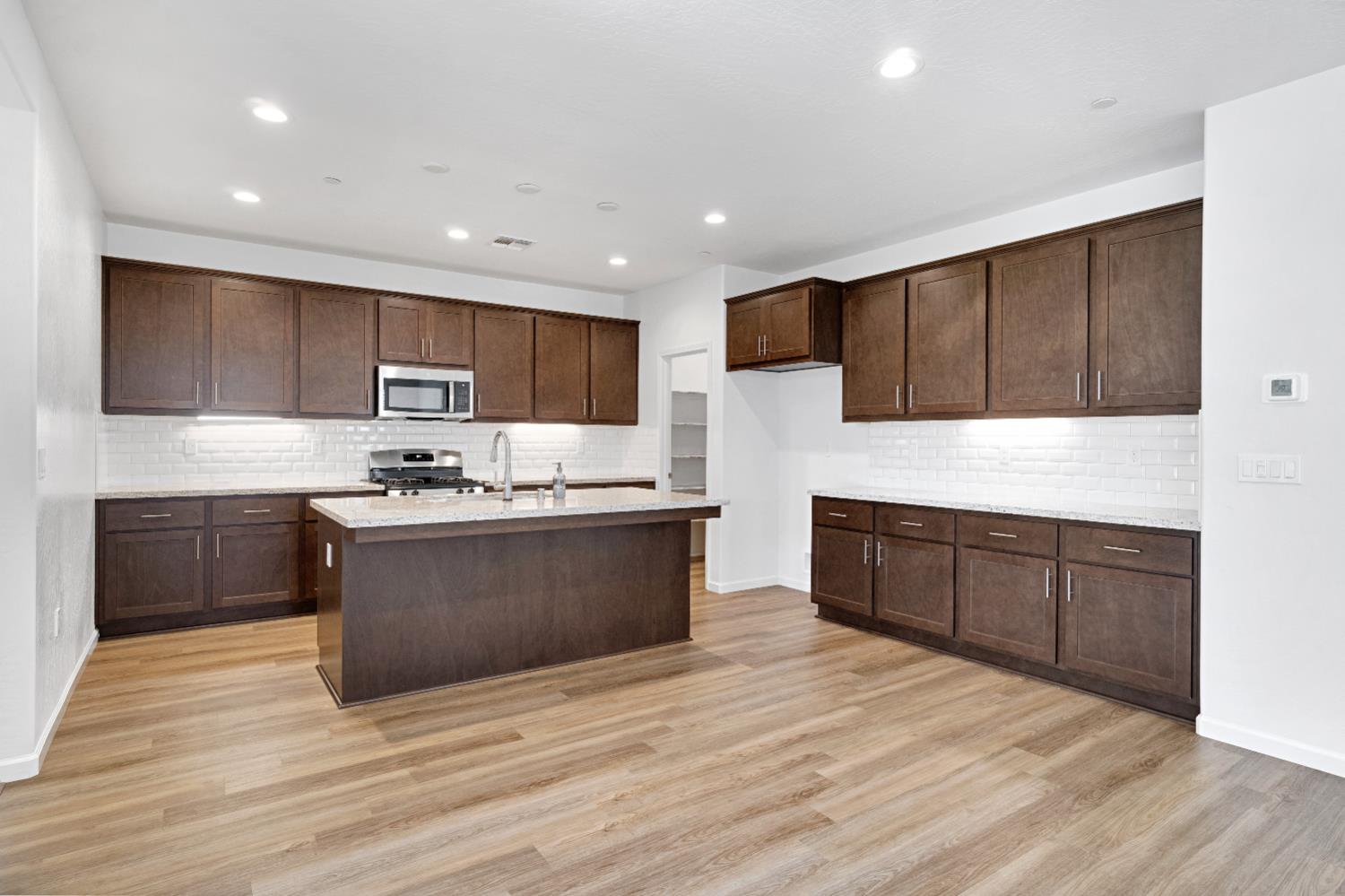 770 S Argyle Ave, Fowler, CA 93625