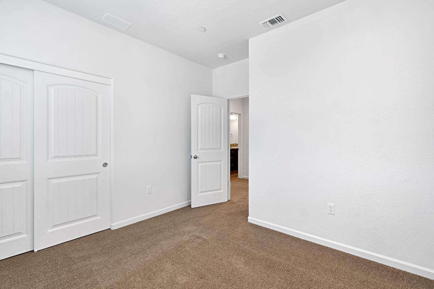 770 S Argyle Ave, Fowler, CA 93625