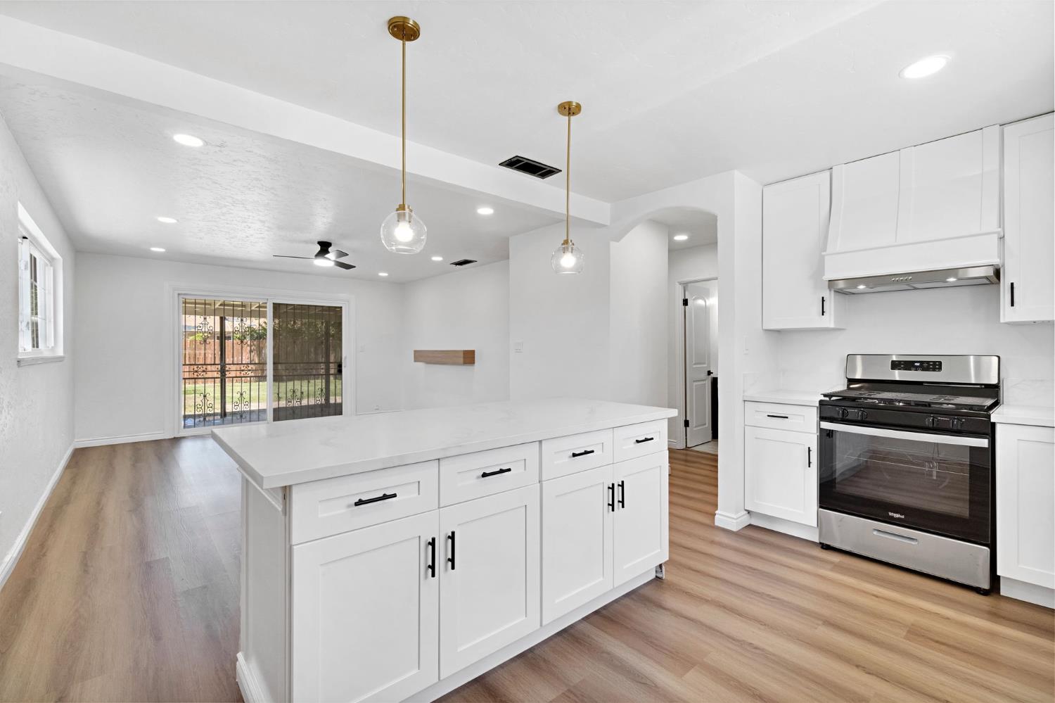2845 E Swift Ave, Fresno, CA 93726