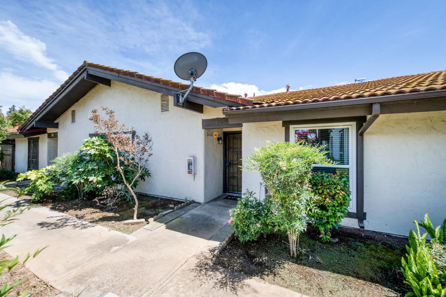 6338 N Maroa Ave #118, Fresno, CA 93704