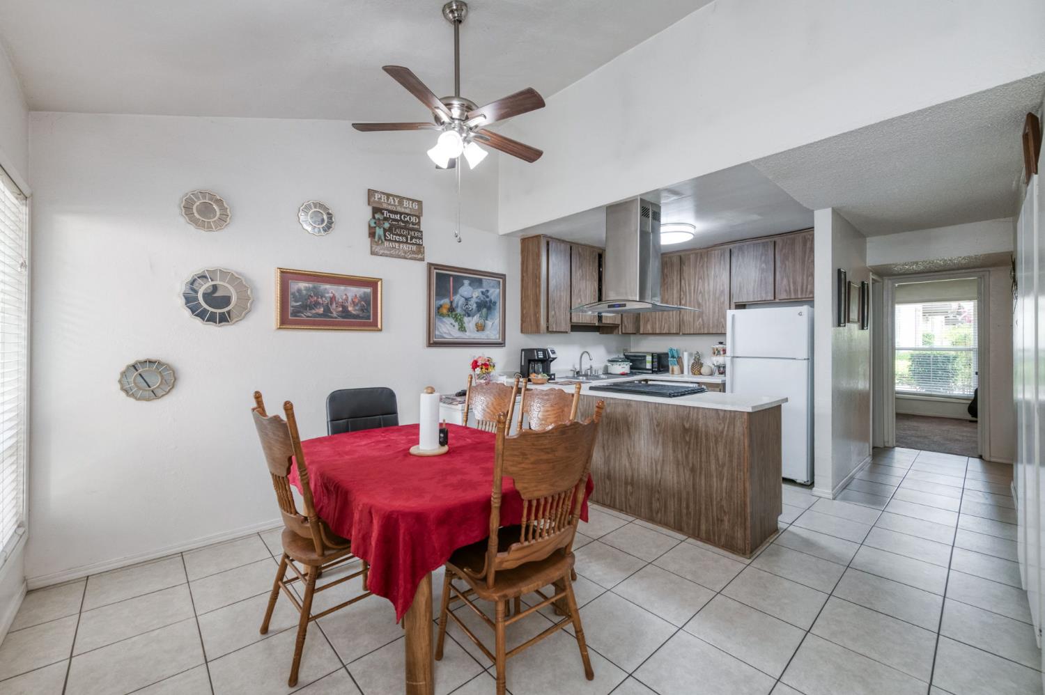 6338 N Maroa Ave #118, Fresno, CA 93704