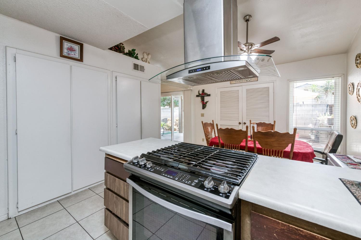 6338 N Maroa Ave #118, Fresno, CA 93704