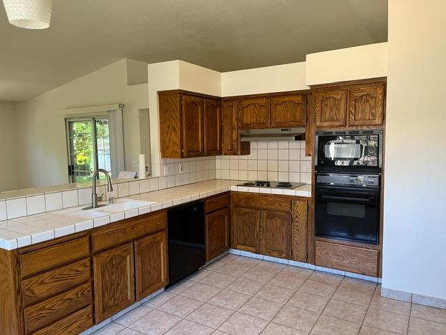 6112 N Tamera Ave, Fresno, CA 93711