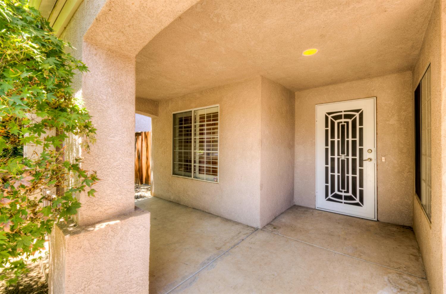 2348 E Decatur Ave, Fresno, CA 93720