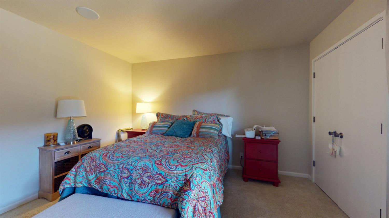 5005 N Van Ness Blvd, Fresno, CA 93711