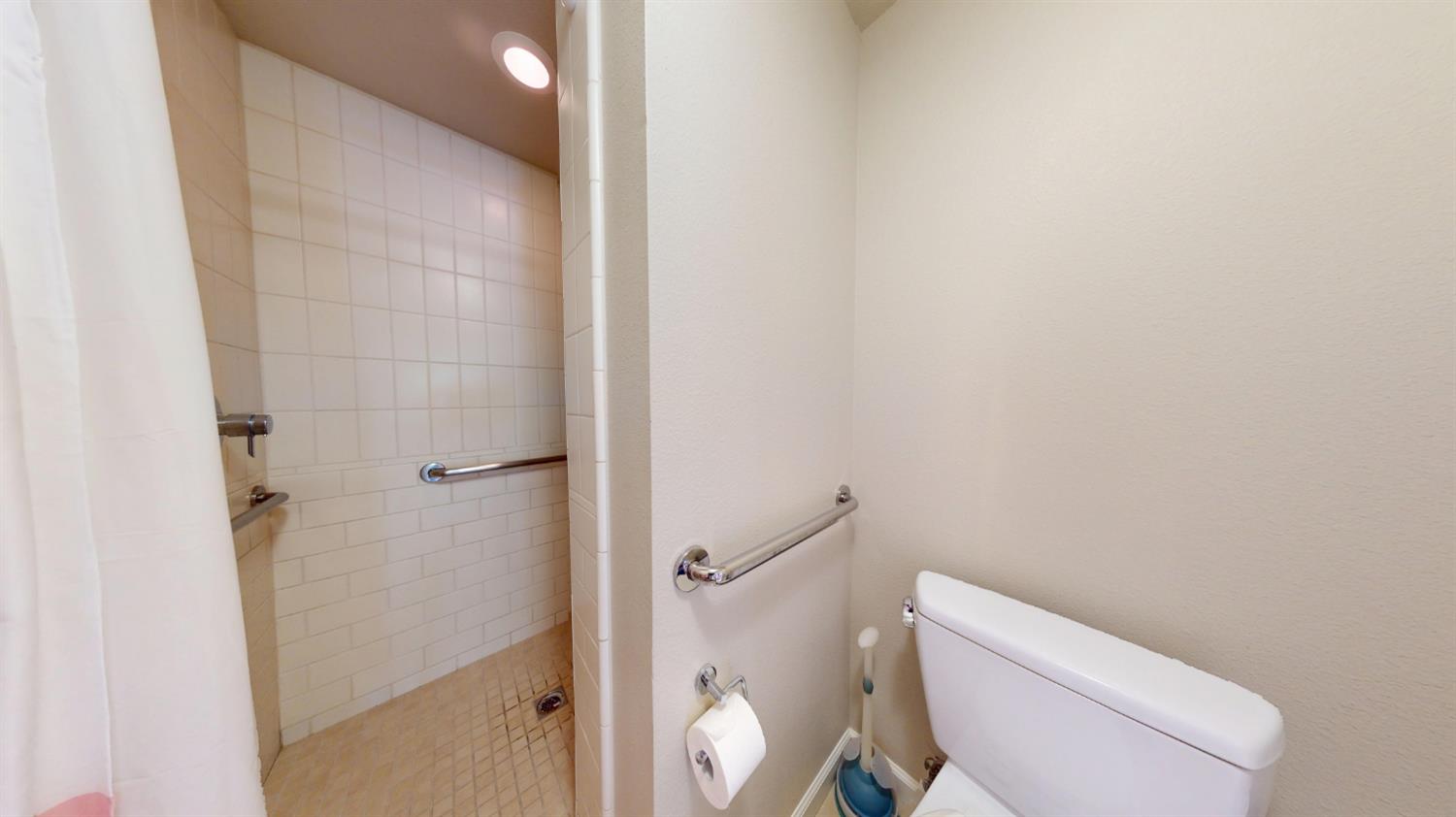5005 N Van Ness Blvd, Fresno, CA 93711