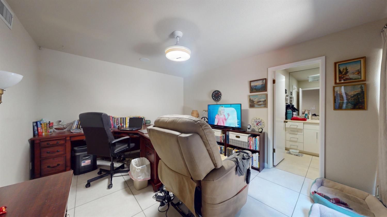 5005 N Van Ness Blvd, Fresno, CA 93711