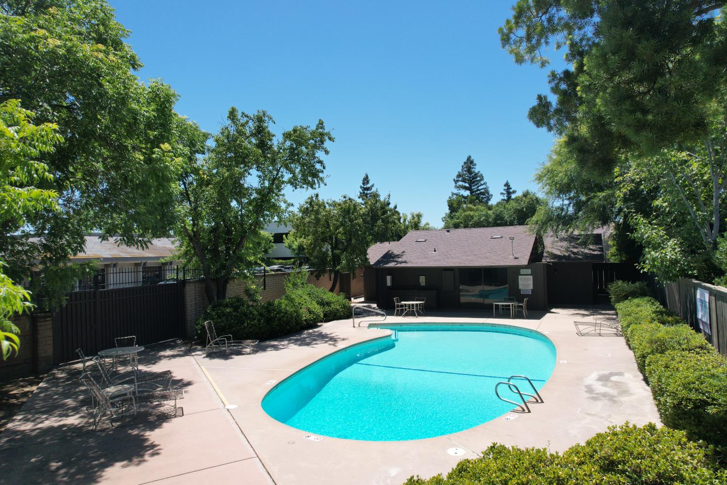 5005 N Van Ness Blvd, Fresno, CA 93711