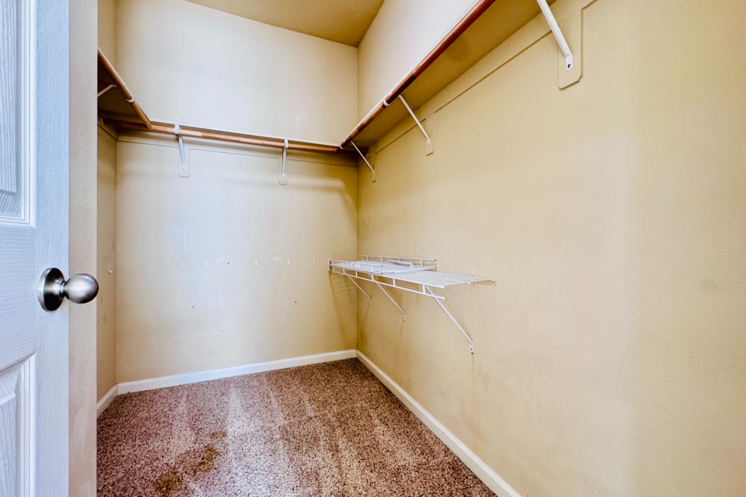 10639 N Dearing Ave, Fresno, CA 93730