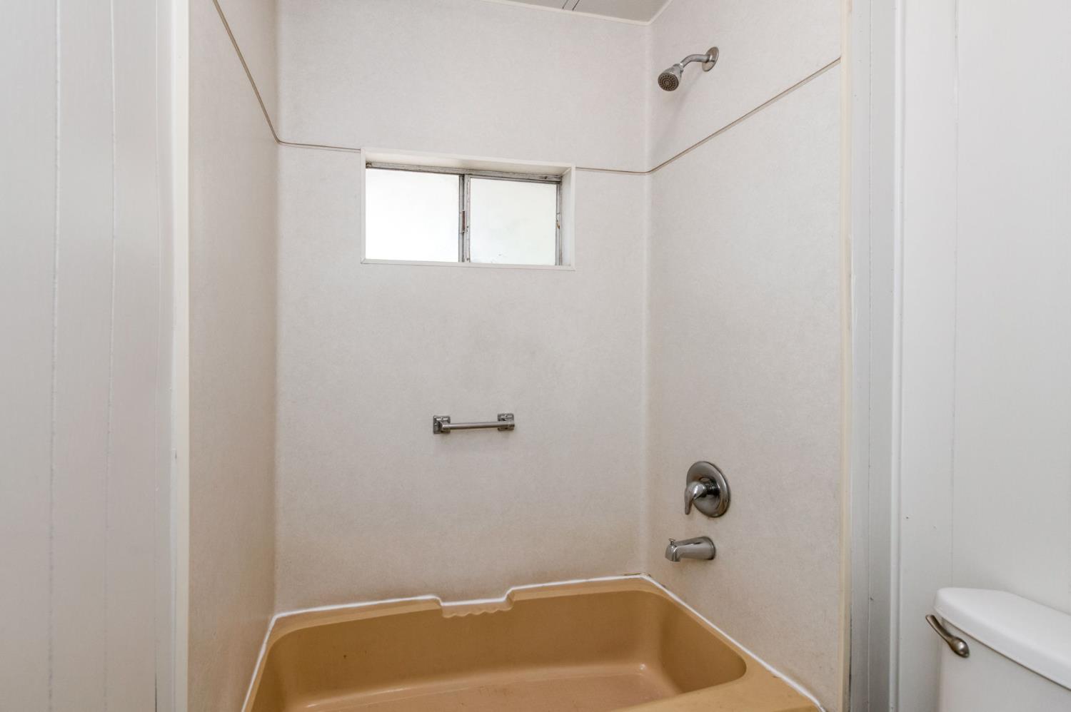 3138 W Dakota Ave #SP107, Fresno, CA 93722