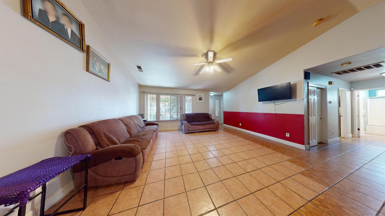 13745 E Bulah Ave, Parlier, CA 93648
