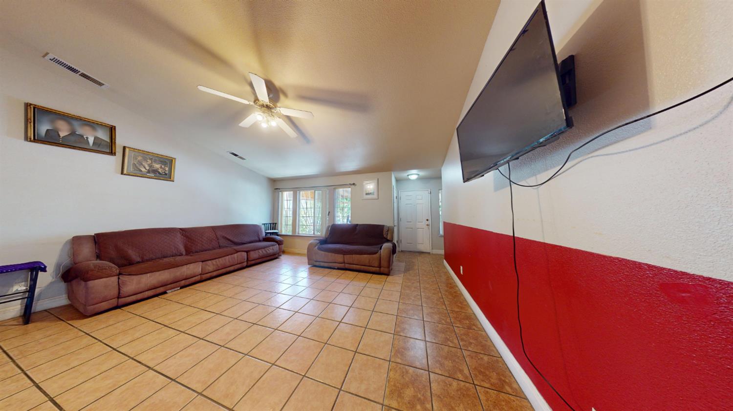 13745 E Bulah Ave, Parlier, CA 93648