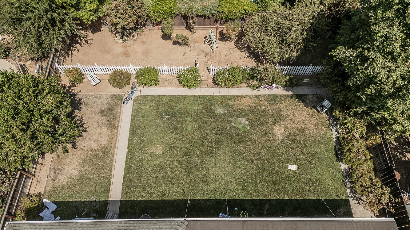 500 W Sample Ave, Fresno, CA 93704