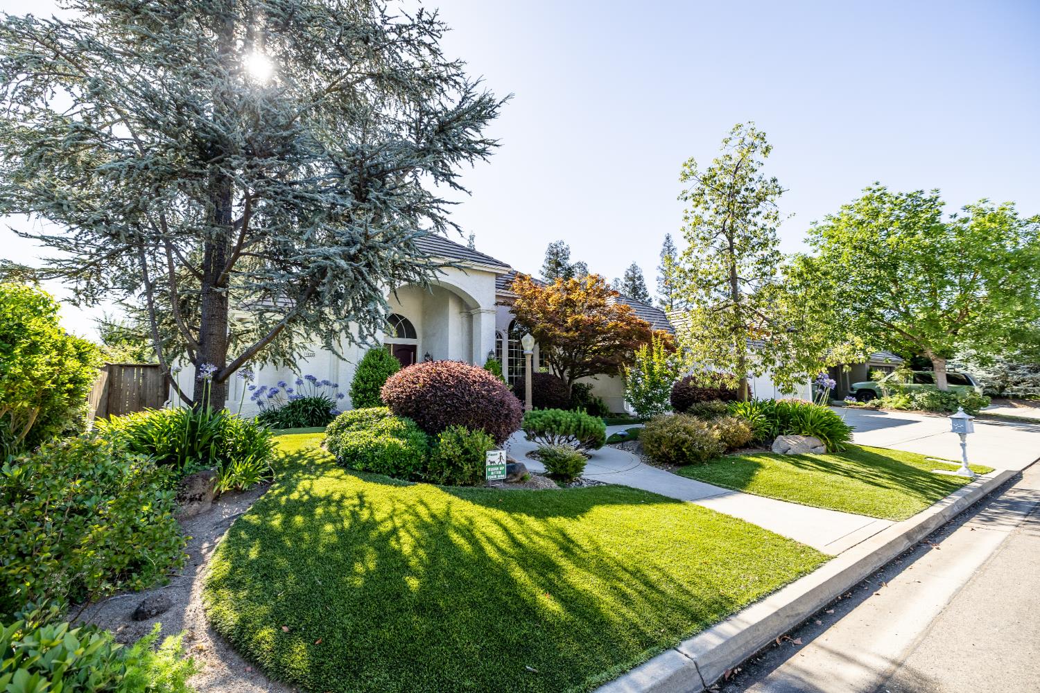 10235 N Rowell Ave, Fresno, CA 93730
