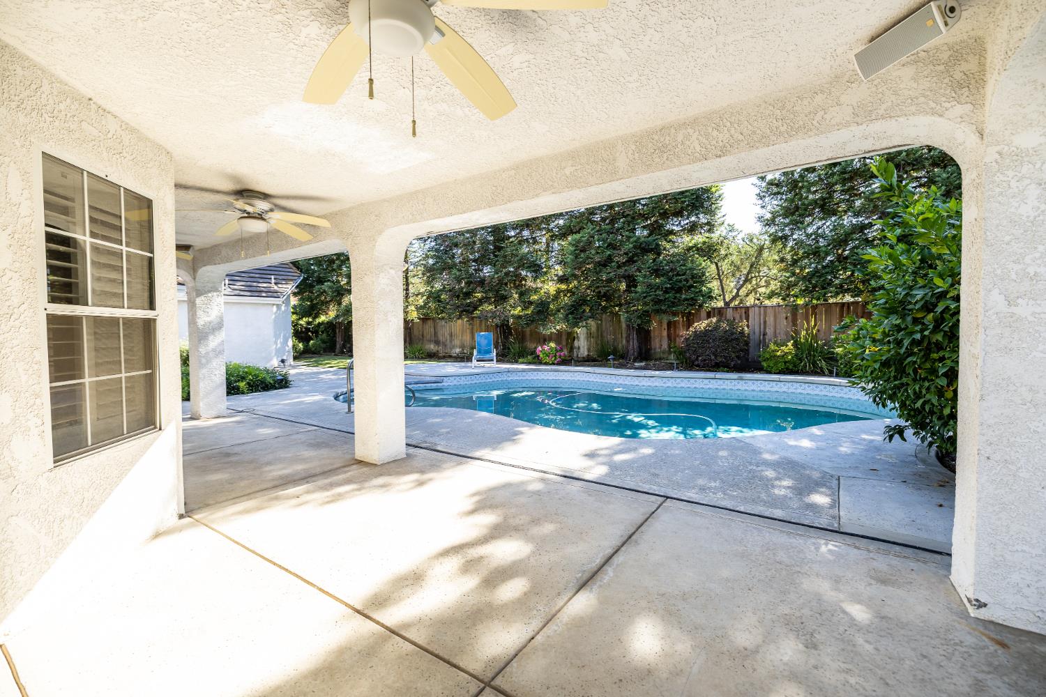 10235 N Rowell Ave, Fresno, CA 93730