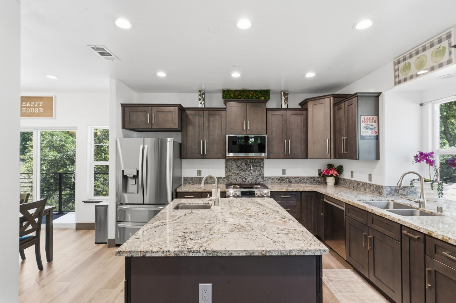 53976 Dogwood Creek Dr, Bass Lake, CA 93604