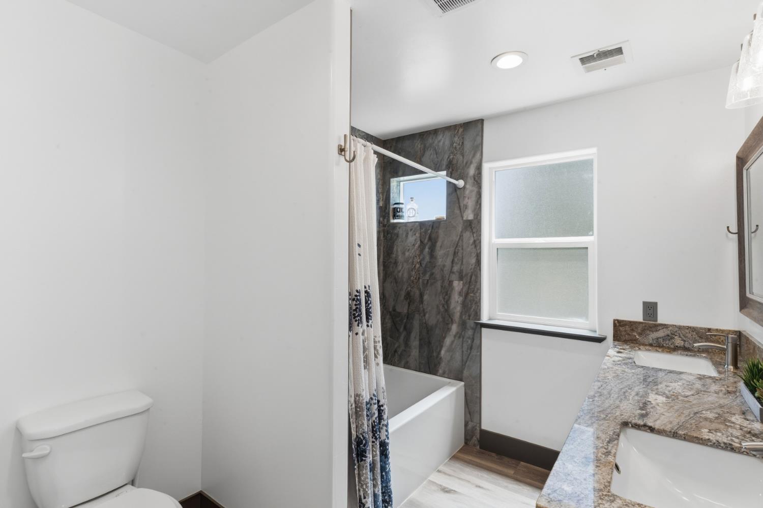 53976 Dogwood Creek Dr, Bass Lake, CA 93604