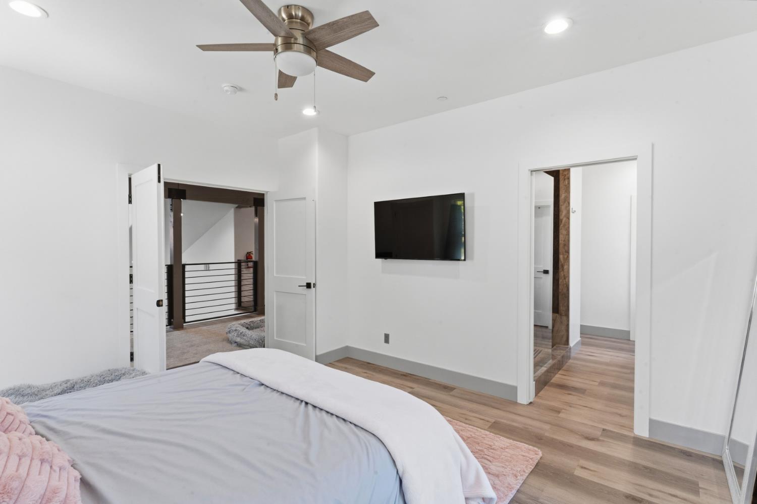 53976 Dogwood Creek Dr, Bass Lake, CA 93604
