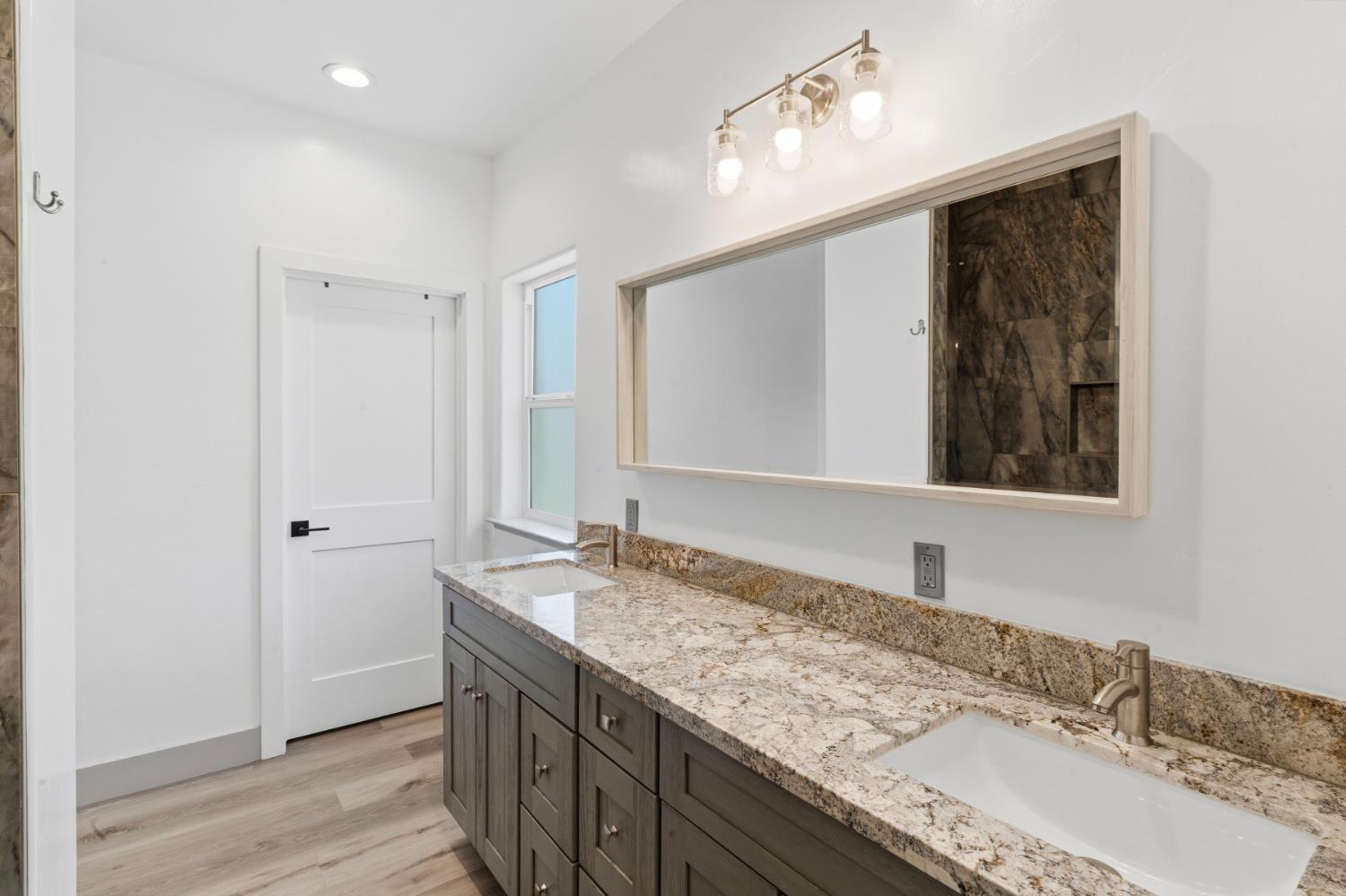 53976 Dogwood Creek Dr, Bass Lake, CA 93604