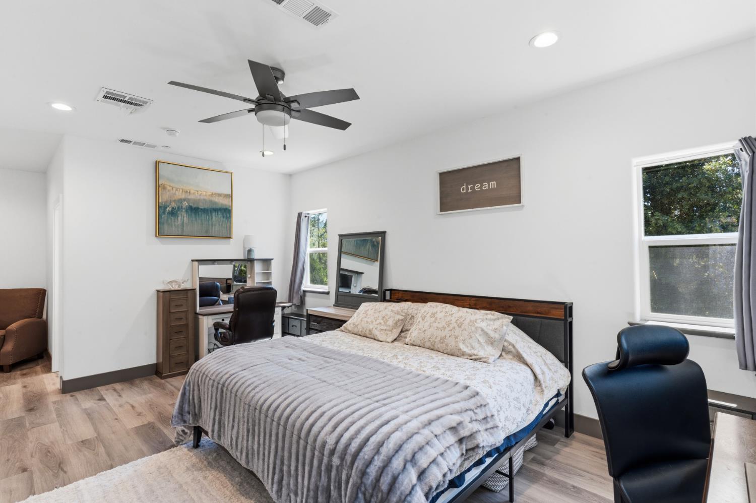 53976 Dogwood Creek Dr, Bass Lake, CA 93604