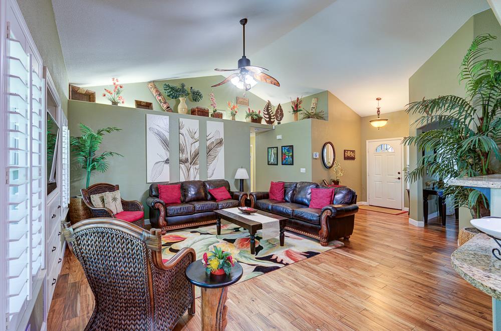 1854 E Brandywine Ln, Fresno, CA 93720