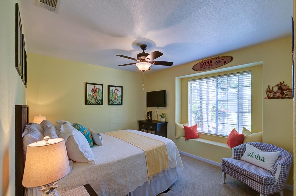 1854 E Brandywine Ln, Fresno, CA 93720
