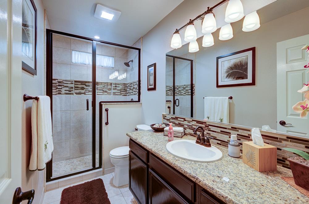 1854 E Brandywine Ln, Fresno, CA 93720