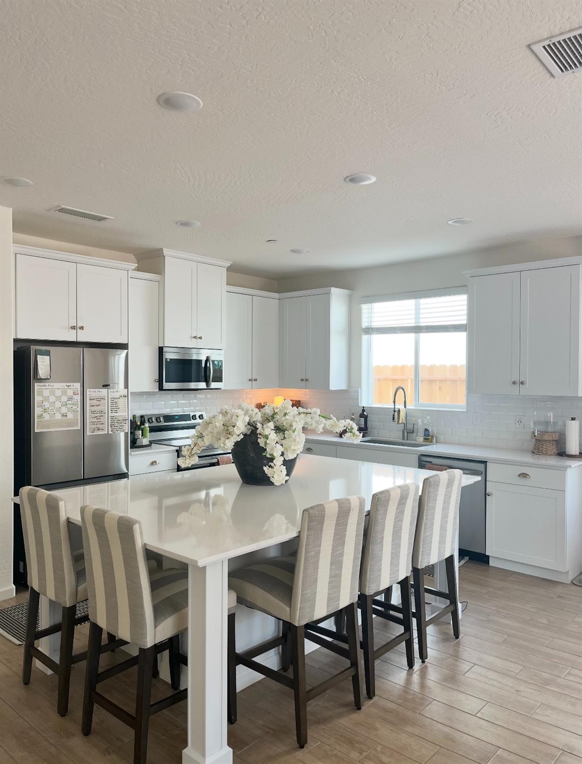 163 Reunion Way S, Madera, CA 93636