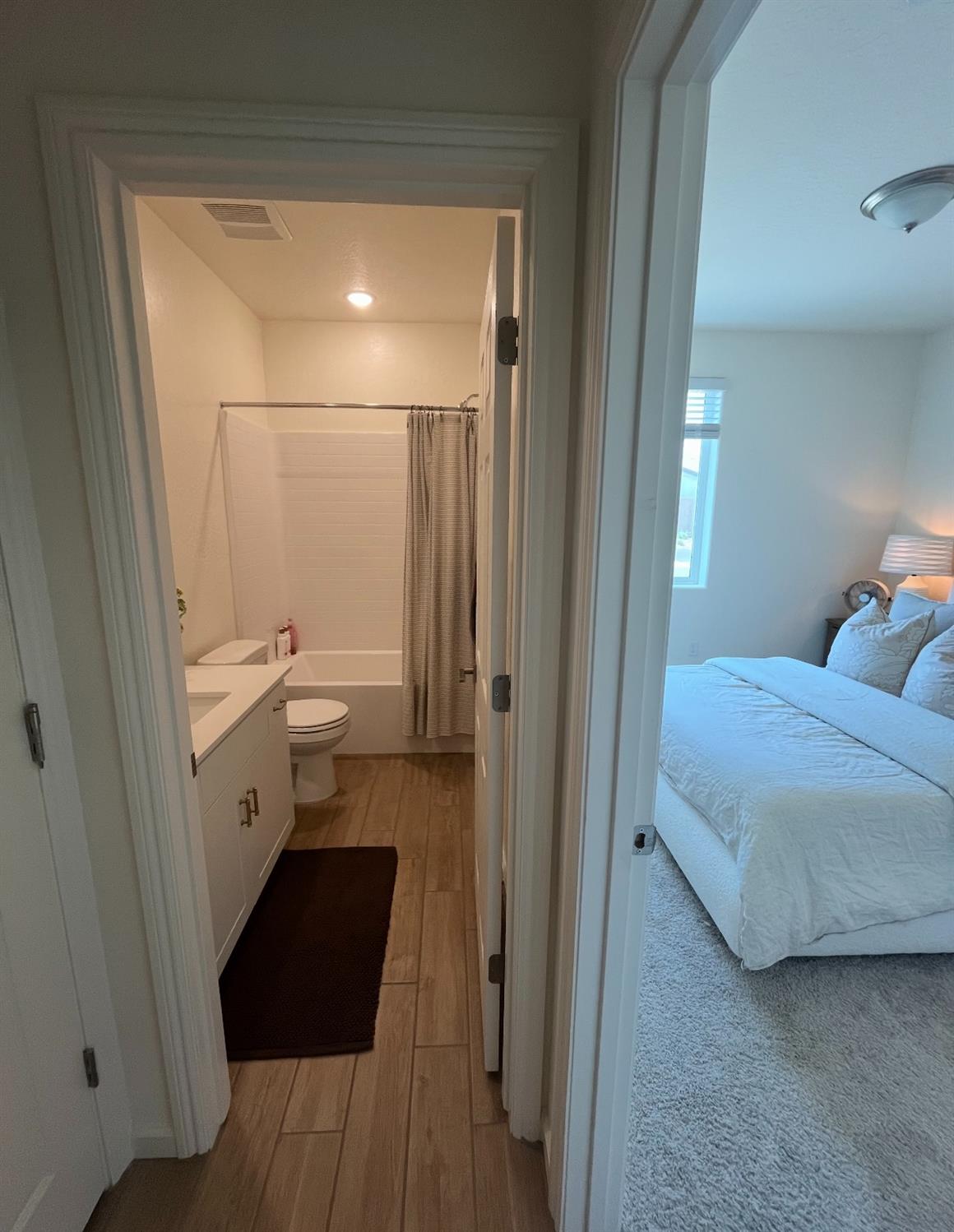 163 Reunion Way S, Madera, CA 93636