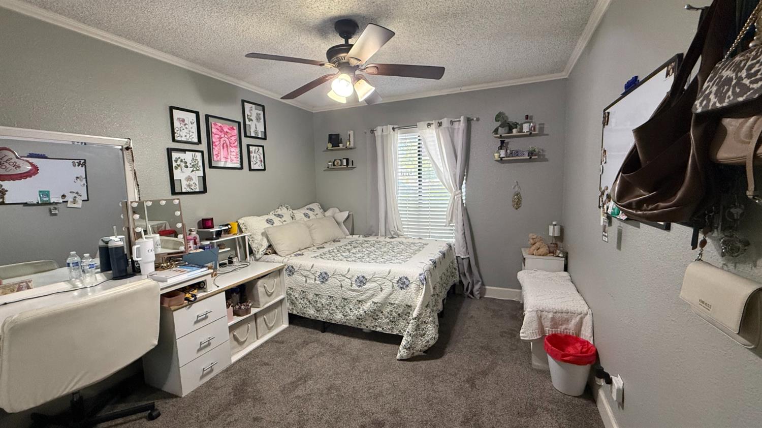 5952 E Illinois Ave, Fresno, CA 93827