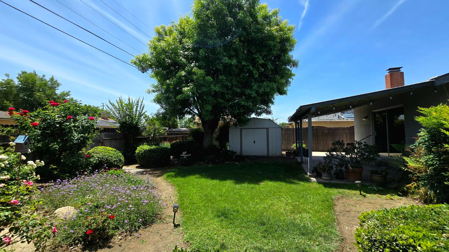 250 S Gloria, Dinuba, CA 93618