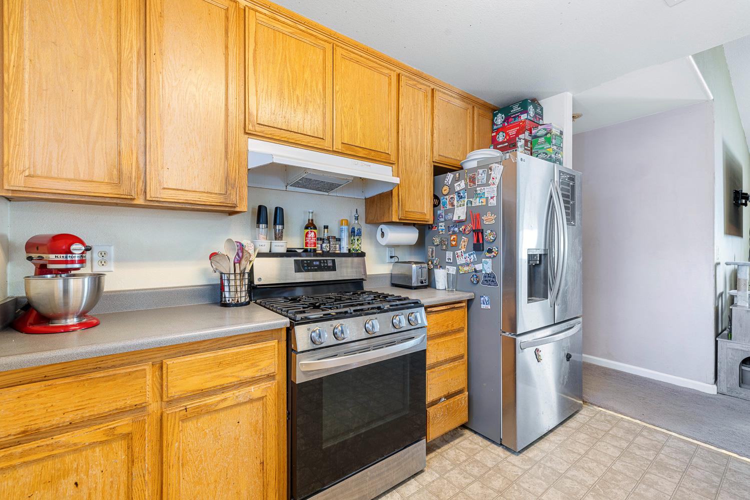 1567 Lacreta Ave, Madera, CA 93638