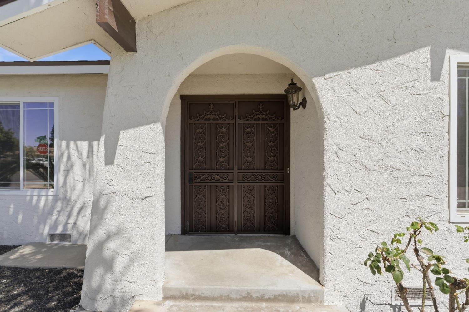 5786 N Lead Ave, Fresno, CA 93711