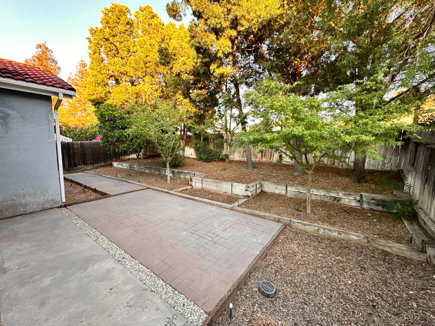 5201 W Magill Ave, Fresno, CA 93722