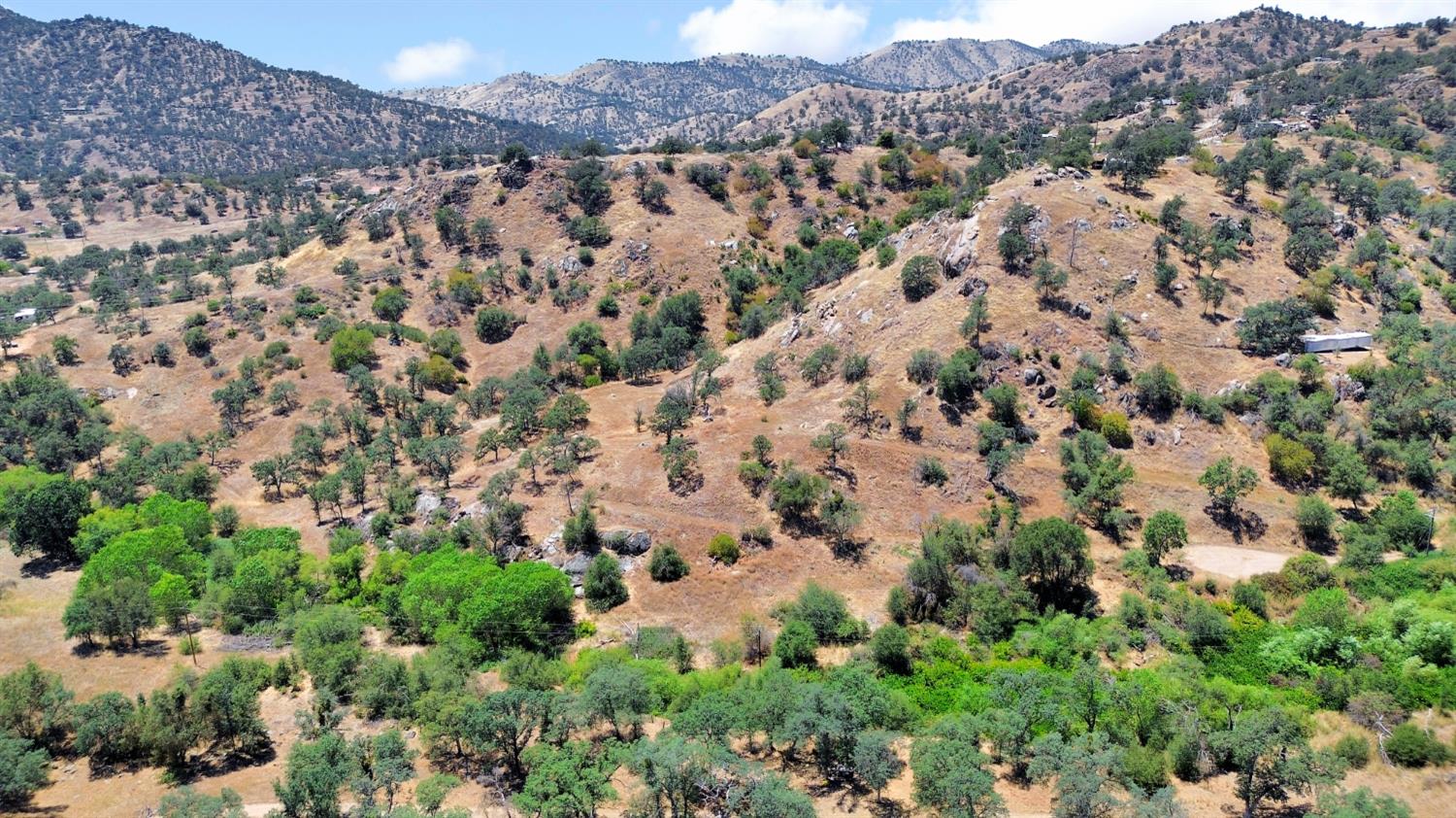 38867 Baywood Ln, Yokuts Valley, CA 93675