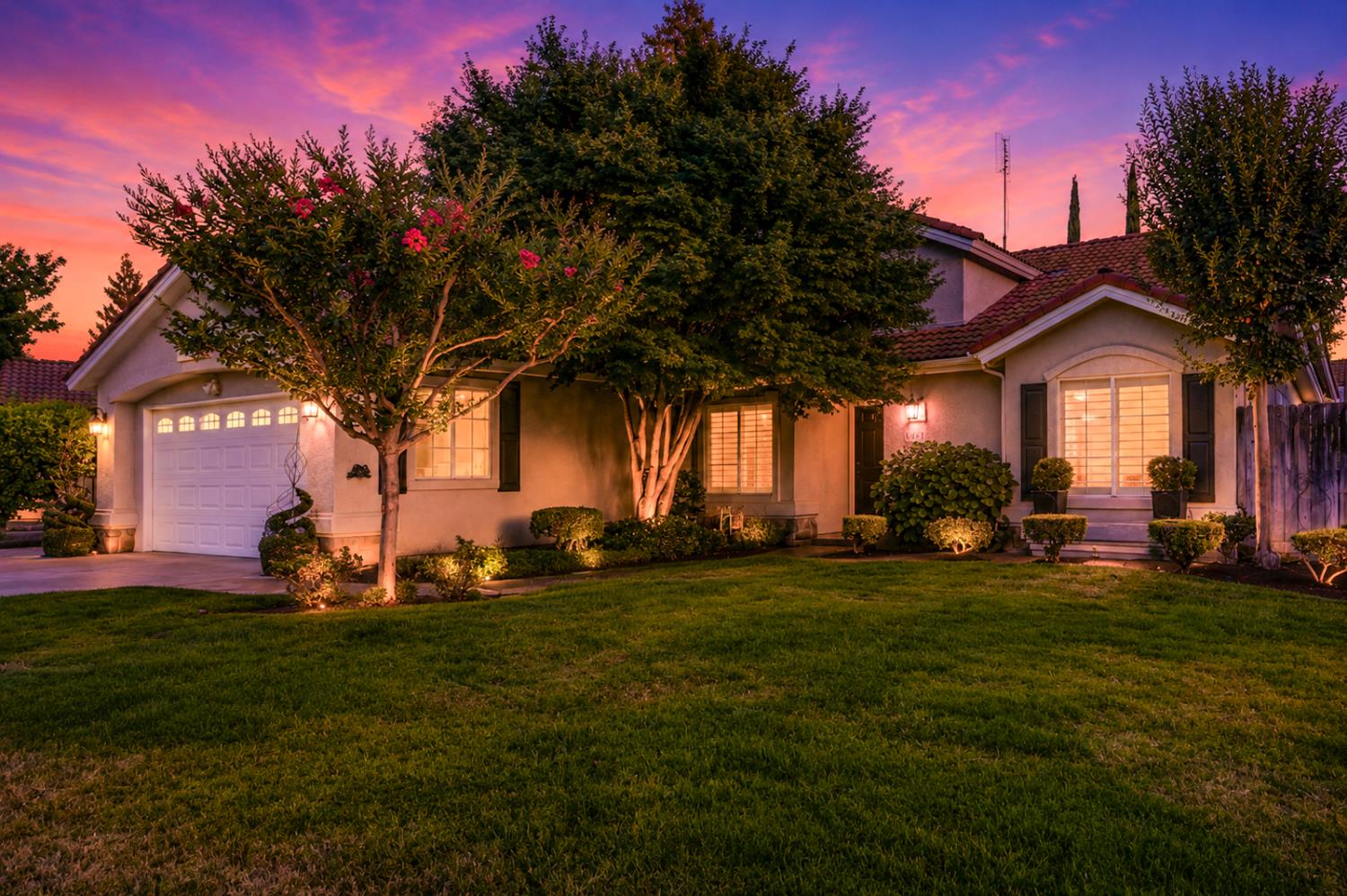 5903 W Alluvial Ave, Fresno, CA 93722