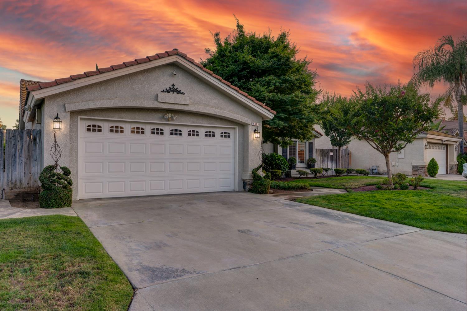 5903 W Alluvial Ave, Fresno, CA 93722