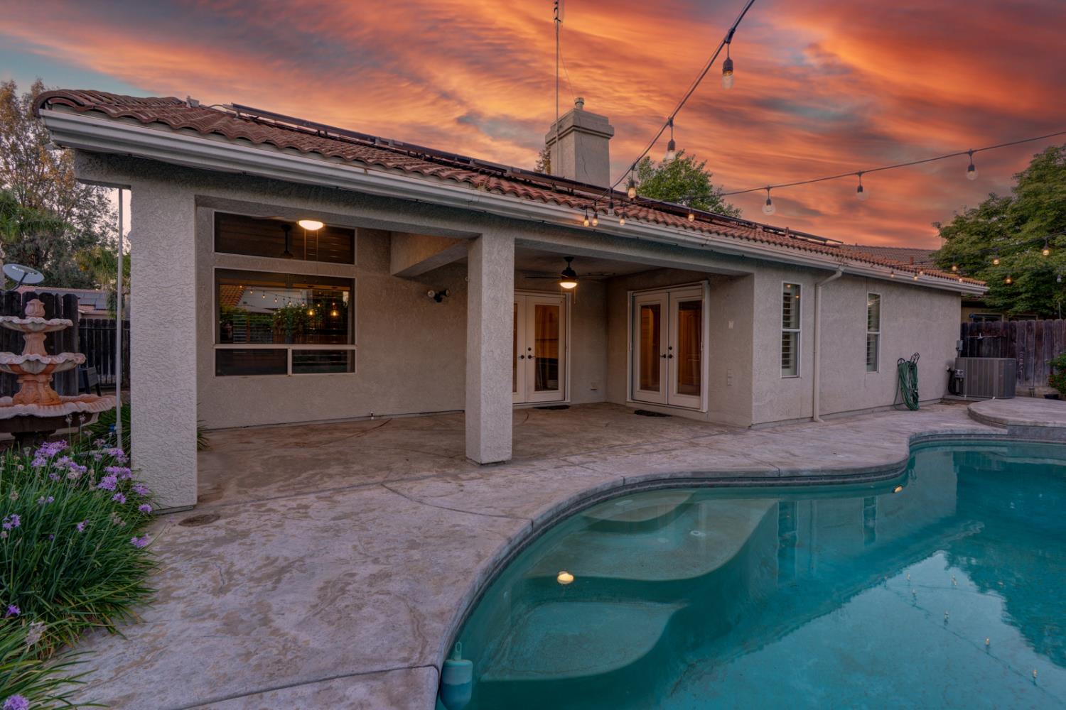 5903 W Alluvial Ave, Fresno, CA 93722