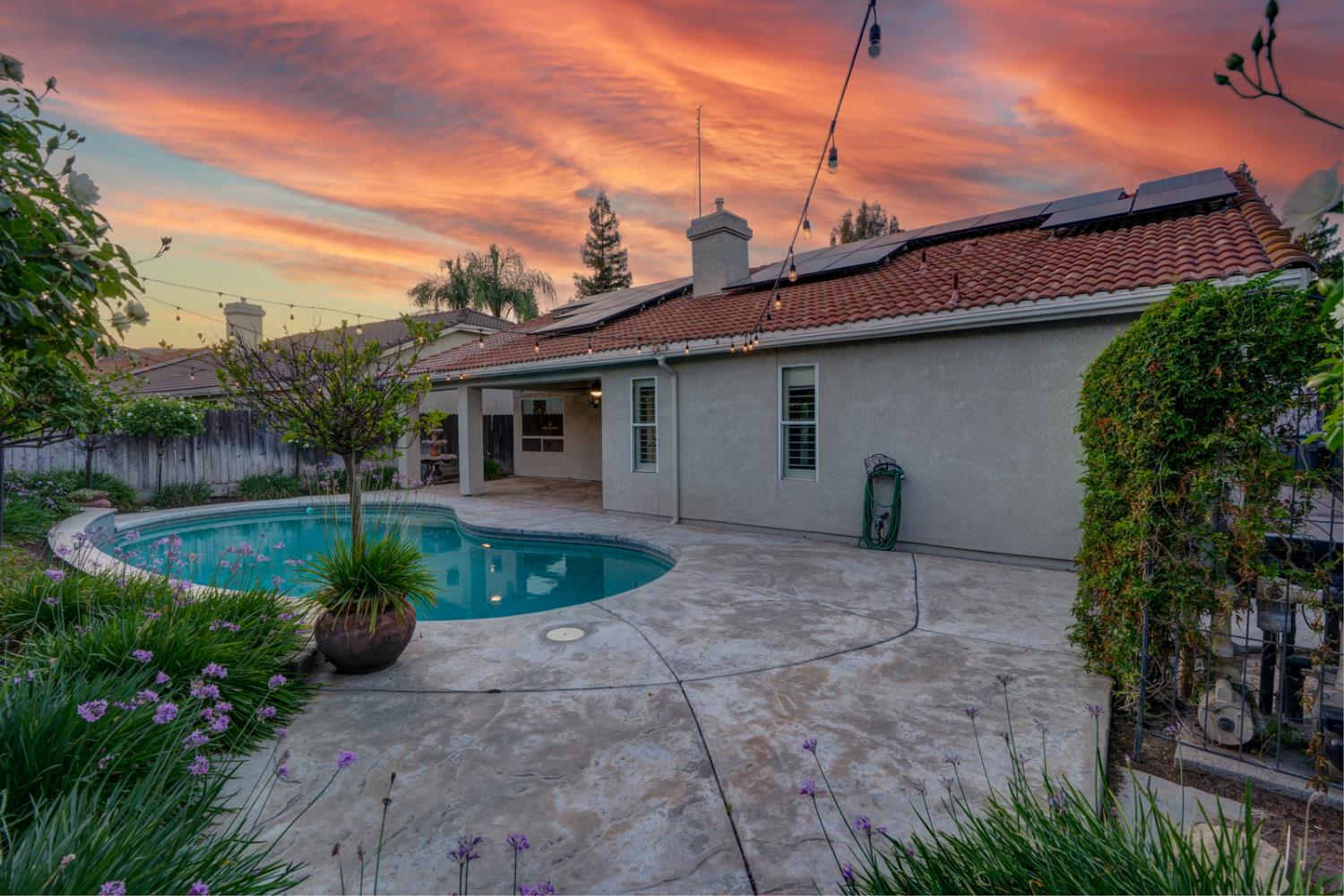 5903 W Alluvial Ave, Fresno, CA 93722
