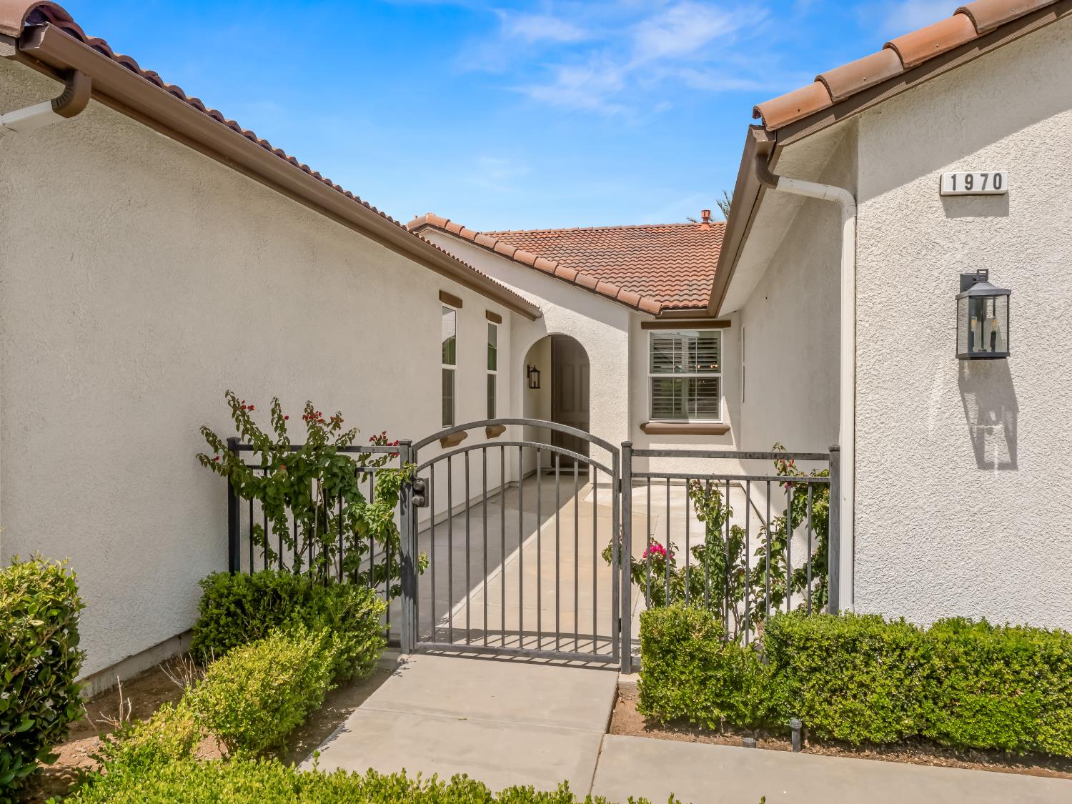 1970 N Langley, Clovis, CA 93619